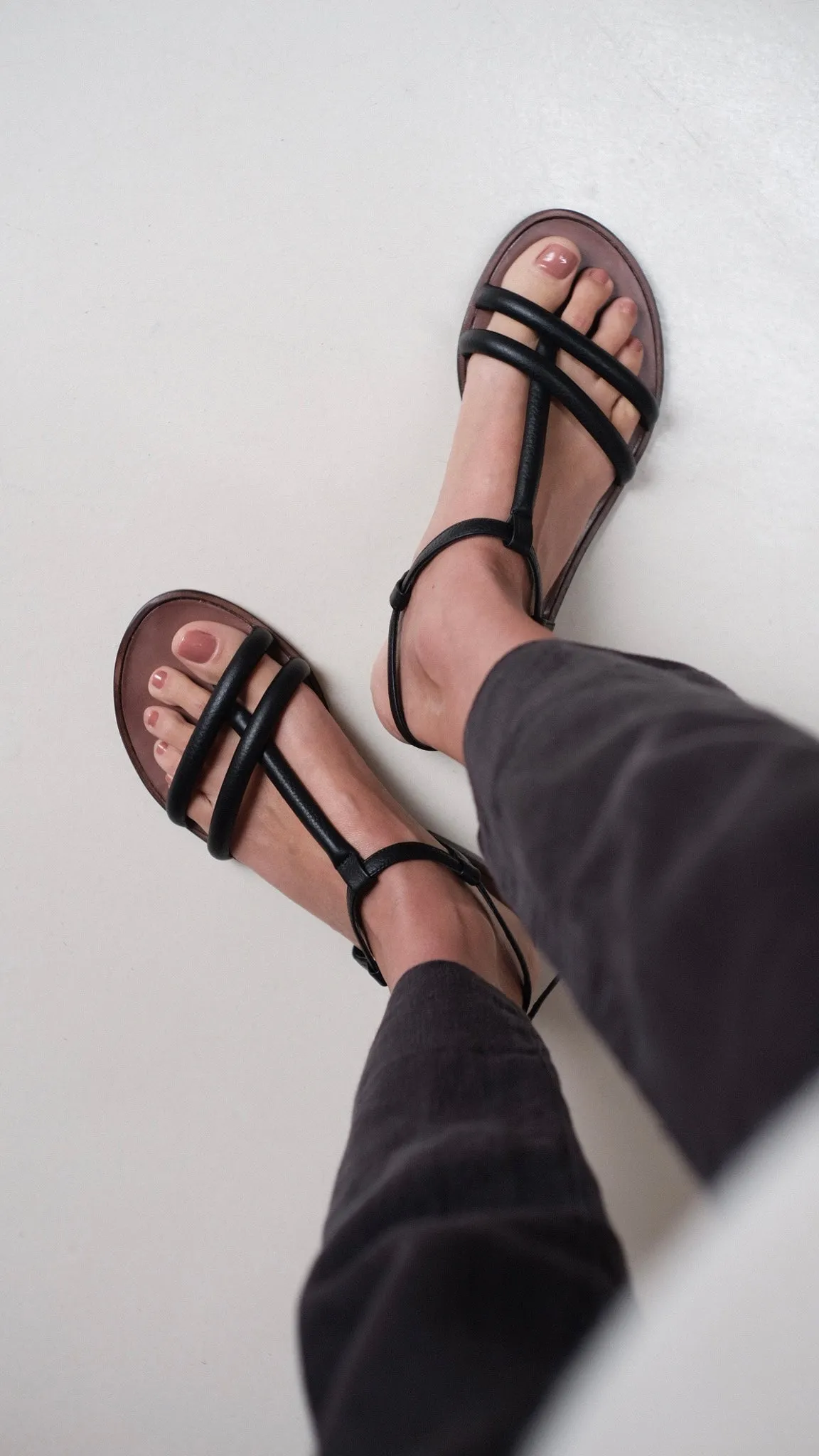 Mie Black Sandals
